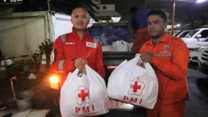 Respons Cepat! PMI Jaktim Distribusikan Ribuan Bantuan untuk Warga Terdampak Banjir
