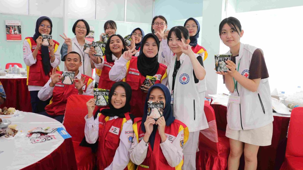 Kolaborasi Humanis PMR – JRC Jepang Berakhir Manis di PMI Jakarta Timur