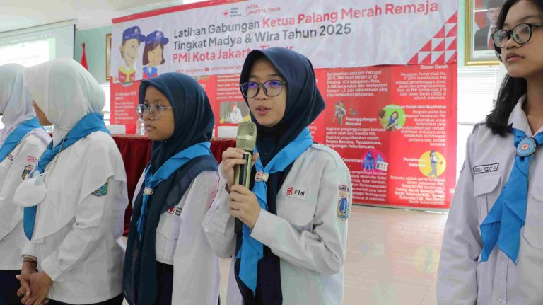 Latihan Gabungan Ketua PMR Madya (SLTP) dan Wira (SLTA) se Jakarta Timur Bangun Karakter dan Kepemimpinan