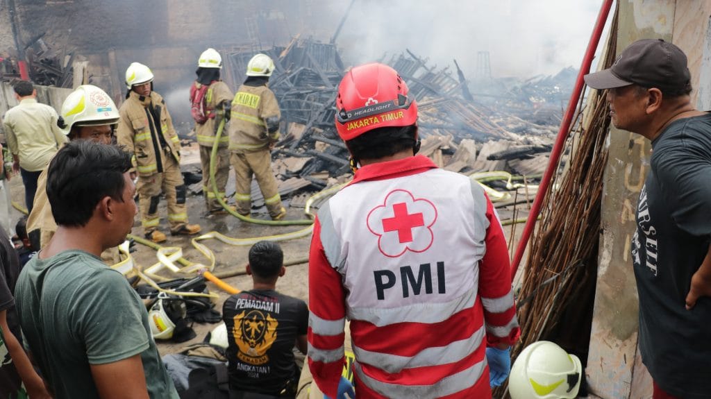 Kebakaran Kebon Pala pmi jakarta timur