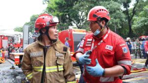 Kebakaran Gedung Terra Drone PMI se-DKI Jakarta Gerak Cepat Kerahkan Puluhan Personil