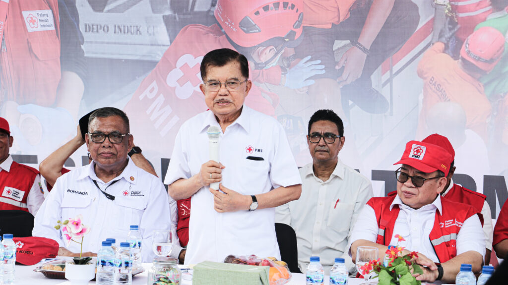 Jusuf Kalla Apresiasi Relawan PMI, PMI Jakarta Timur Turut Hadir dalam Kegiatan Penghargaan