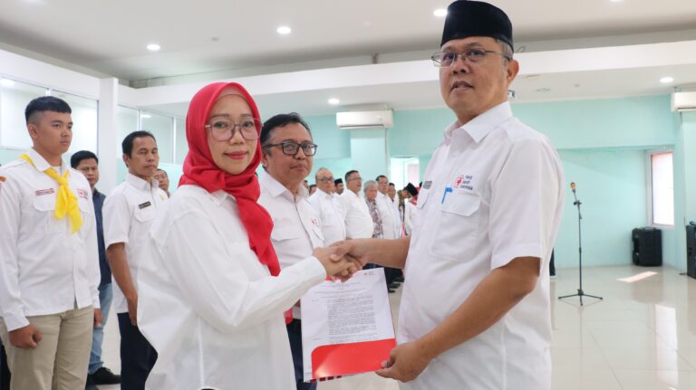 PMI Kota Jakarta Timur Lantik Euis Komala sebagai Kepala Markas Masa Bakti 2026–2031